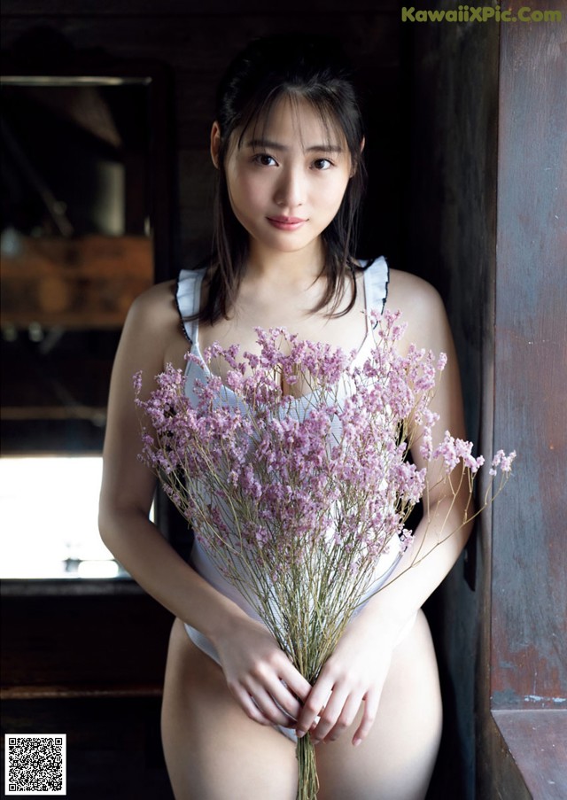 Momoka Ishida 石田桃香, Big Comic Spirits 2021 No.08 (ビッグコミックスピリッツ 2021年8号) No.063fb9