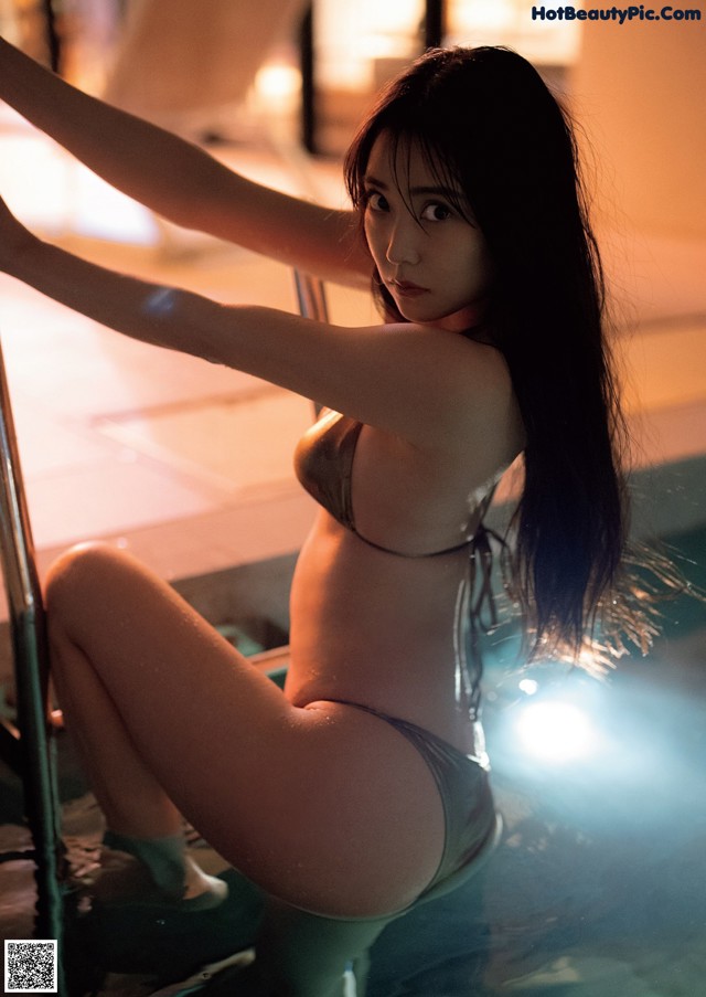 Miru Shiroma 白間美瑠, Weekly Playboy 2022 No.26 (週刊プレイボーイ 2022年26号) No.5a8d8a